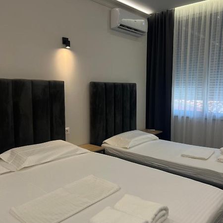 Checkpoint Tirana Apartments Eksteriør billede