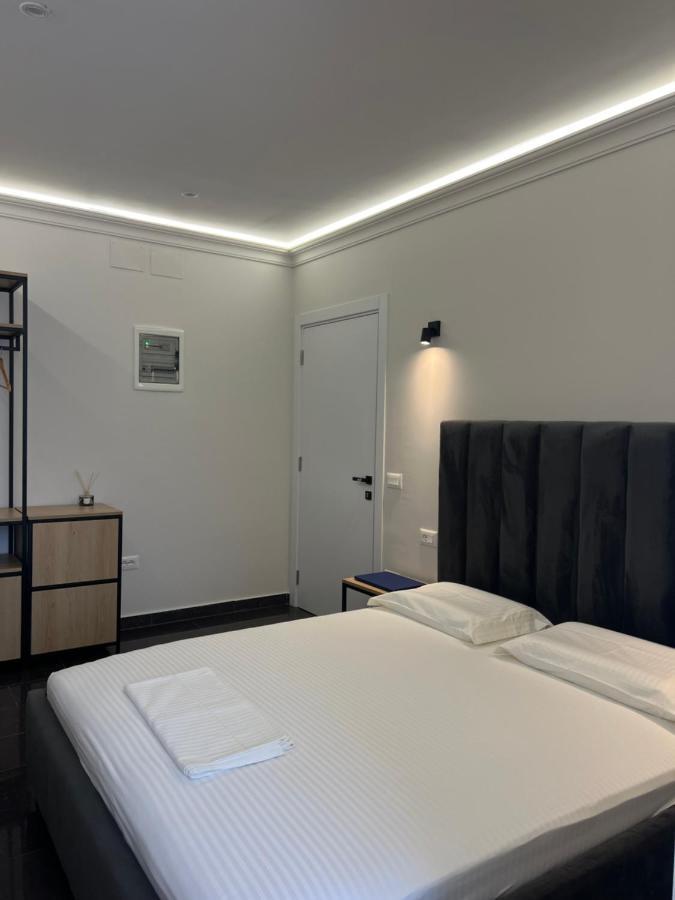 Checkpoint Tirana Apartments Eksteriør billede